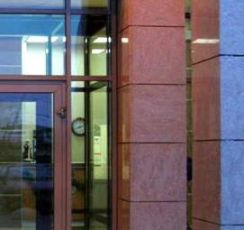 Алюминиевые входные двери в коттедж Пермь