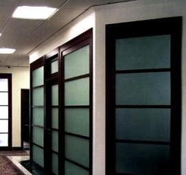 Деревянные межкомнатные перегородки со стеклом Пермь