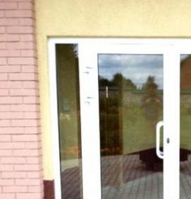 Межкомнатная пластиковая дверь со стеклопакетом Пермь