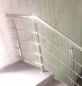 Перила для лестниц из нержавеющей стали Пермь