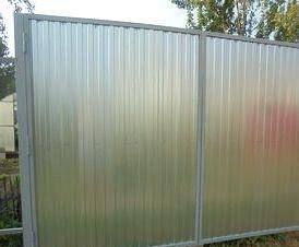 Забор из оцинкованного профнастила под ключ Пермь