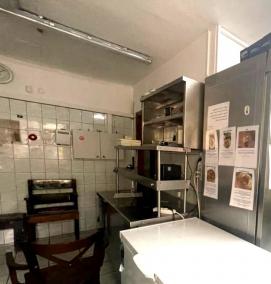 Аренда помещений с оборудованием под кафе - модель 4