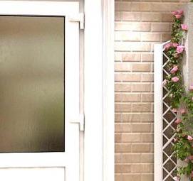 Балконные двери двухстворчатые пластиковые - модель 2