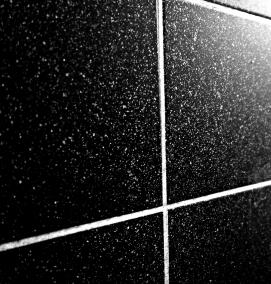 Белая мозаика с черной затиркой - вариант 2