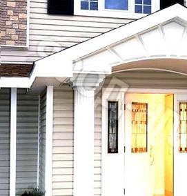 Белая входная дверь с ковкой - модель 2