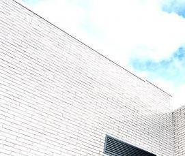 Белый кирпич ручной формовки - модель 2