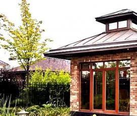 Беседка из дерева с мангалом из кирпича - модель 3