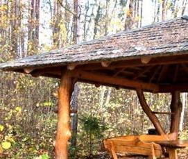 Беседка из стволов деревьев - модель 3