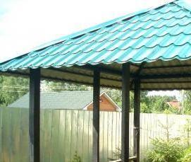 Беседка с железным мангалом - вариант 1