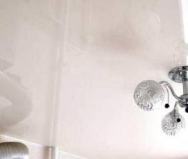 Бежевый матовый натяжной потолок - вариант 2