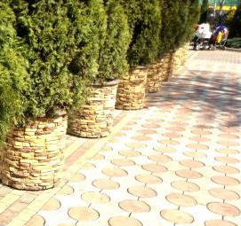 Большие вазоны для сада - вариант 1