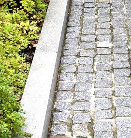 Бордюрный камень - модель 1