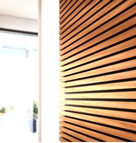 Декоративная деревянная панель на стену - модель 1