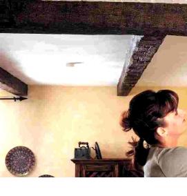 Декоративные балки на потолок из полиуретана - вариант 1