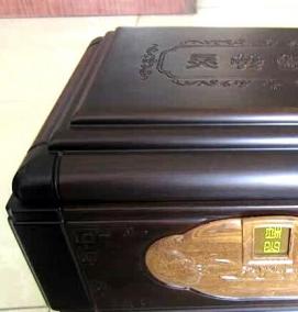 Деревянная урна для праха - модель 4