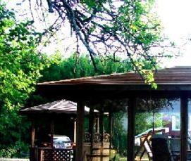 Деревянная застекленная беседка - модель 3