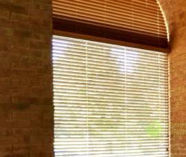 Деревянные окна полукруглые - модель 4