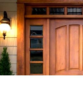 Деревянные входные двери для частного дома - вариант 1