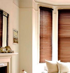 Деревянные жалюзи на окна - вариант 4