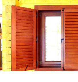 Деревянные жалюзийные решетки на слуховые окна - тип 1