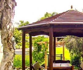 Дом беседка для дачи - модель 3