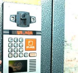 Домофоны с замком для дома - вариант 1