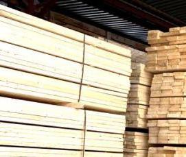 Доска обрезная обработанная антисептиком - вариант 3