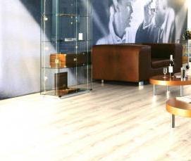 Дуб Сердания ламинат - вариант 4