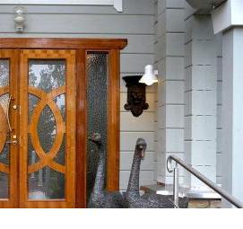 Дверь балконная деревянная со стеклом - тип 3