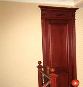 Дверь межкомнатная цвет вишня - модель 1