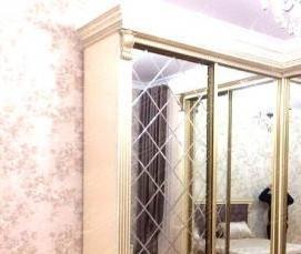 Двери купе с гравировкой - тип 1