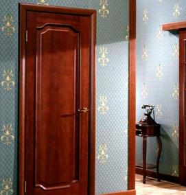 Двери межкомнатные глухие сосна - тип 4