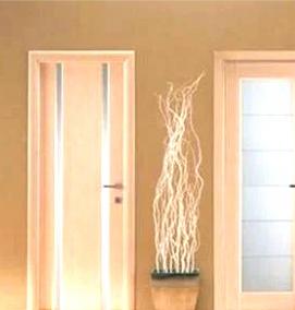 Двери межкомнатные светлые глухие - тип 2