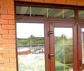 Двойные двери входные в дом - вариант 1