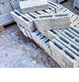 Двухпустотный керамзитобетонный блок - модель 1