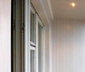 эконом-отделка балкона - вариант 3