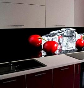 фартук для кухни из стекла без рисунка - модель 4