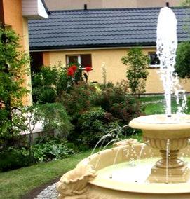 фонтан для дачи загородного дома - вариант 2