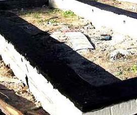 Гидроизоляция фундамента забора - вариант 1