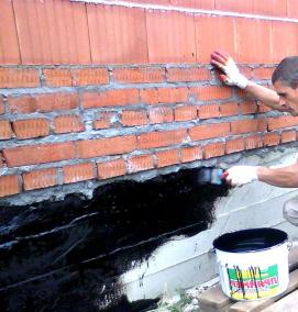 Гидроизоляция колодцев битумом - модель 2