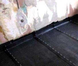 Гидроизоляция перед плиткой в ванной - модель 4