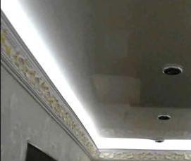 Глянцевый натяжной потолок с подсветкой - тип 4