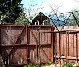 Готовая деревянная теплица - модель 1