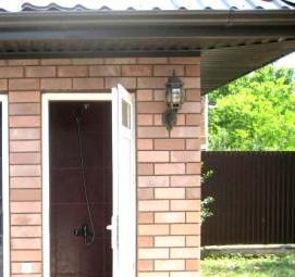 хозблок душ туалет из кирпича - тип 3