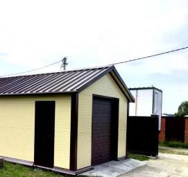 хозблок с двускатной крышей - модель 3