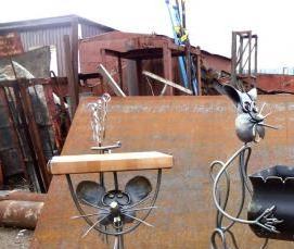 художественная ковка столы - вариант 4