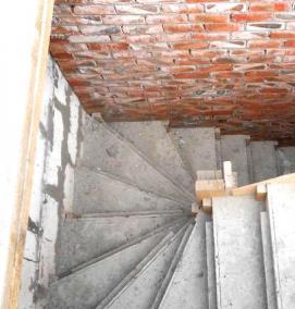 Изготовление бетонных лестниц - тип 1