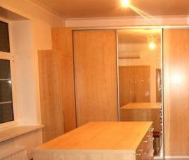 Изготовление гардеробных мебели на заказ - вариант 1