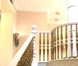 Изготовление лестниц из камня - модель 4