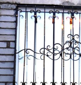 Изготовление металлических решеток на окна - тип 1